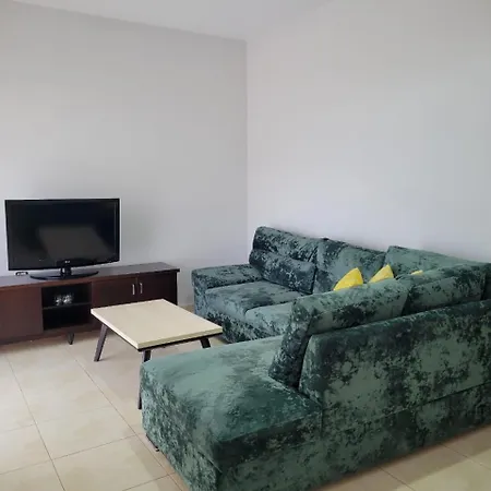 شقة Grey Seaview ساراندا